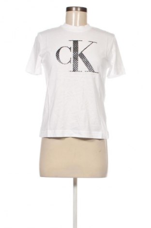 Γυναικείο t-shirt Calvin Klein Jeans, Μέγεθος S, Χρώμα Λευκό, Τιμή 23,99 €