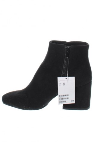 Damen Stiefeletten H&M Divided, Größe 40, Farbe Schwarz, Preis 39,39 €