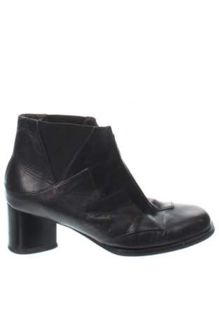 Damen Stiefeletten Lisa Tucci, Größe 37, Farbe Schwarz, Preis 31,99 €