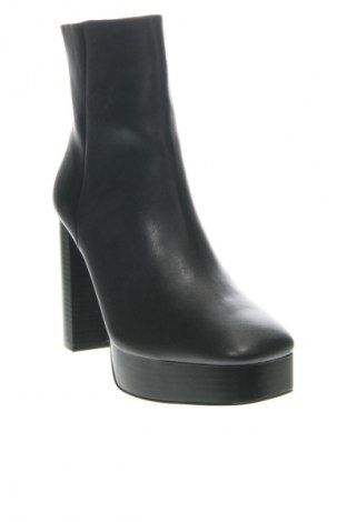 Botine de damă Madden Girl, Mărime 40, Culoare Negru, Preț 394,99 Lei