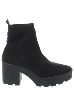 Damen Stiefeletten Stradivarius, Größe 36, Farbe Schwarz, Preis 15,99 €