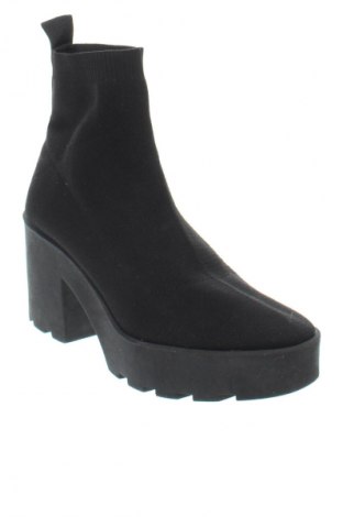 Damen Stiefeletten Stradivarius, Größe 36, Farbe Schwarz, Preis € 15,99