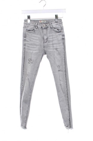 Damen Jeans, Größe XS, Farbe Grau, Preis 8,29 €