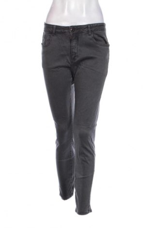 Damen Jeans, Größe M, Farbe Grau, Preis 4,99 €