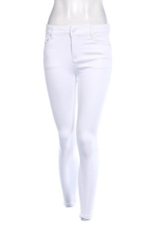 Damen Jeans, Größe M, Farbe Weiß, Preis 6,49 €