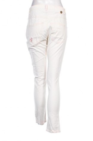 Damen Jeans Berna, Größe M, Farbe Weiß, Preis € 5,99