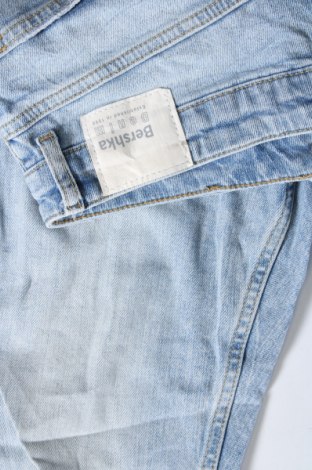 Γυναικείο Τζίν Bershka, Μέγεθος M, Χρώμα Μπλέ, Τιμή 5,49 €