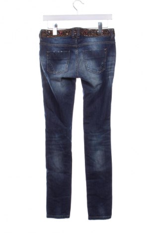 Damskie jeansy Bershka, Rozmiar M, Kolor Niebieski, Cena 26,99 zł