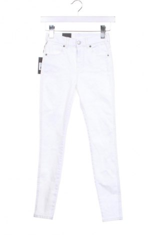 Damen Jeans Dr. Denim, Größe S, Farbe Weiß, Preis 12,99 €