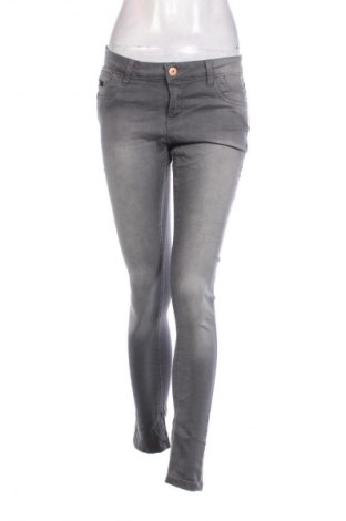 Damen Jeans Janina, Größe M, Farbe Grau, Preis 4,99 €