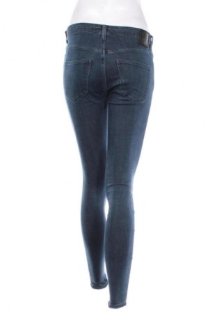 Damskie jeansy Mtwtfss Weekday, Rozmiar S, Kolor Niebieski, Cena 22,99 zł