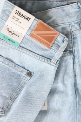 Дамски дънки Pepe Jeans, Размер S, Цвят Син, Цена 172,29 лв.