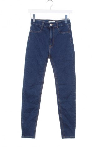 Damskie jeansy Pull&Bear, Rozmiar S, Kolor Niebieski, Cena 32,99 zł