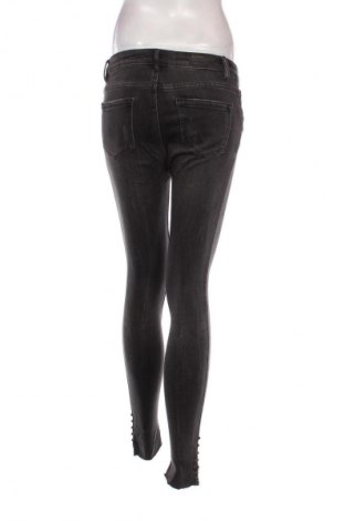 Damen Jeans Queen Hearts, Größe S, Farbe Grau, Preis € 8,29