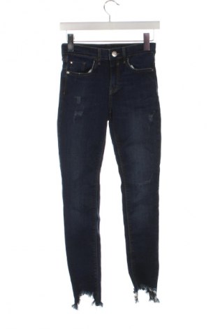 Damskie jeansy River Island, Rozmiar M, Kolor Niebieski, Cena 36,99 zł