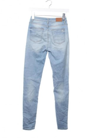 Damen Jeans Silvian Heach, Größe S, Farbe Blau, Preis 14,99 €