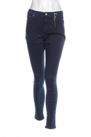 Damen Jeans Tommy Jeans, Größe L, Farbe Blau, Preis 40,49 €