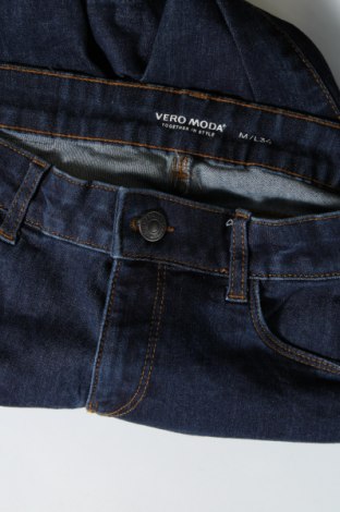 Γυναικείο Τζίν Vero Moda, Μέγεθος M, Χρώμα Μπλέ, Τιμή 5,29 €