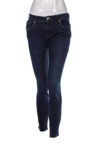 Damen Jeans Yessica, Größe M, Farbe Blau, Preis 5,99 €