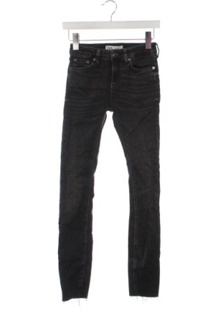 Damen Jeans Zara, Größe XS, Farbe Schwarz, Preis 7,99 €