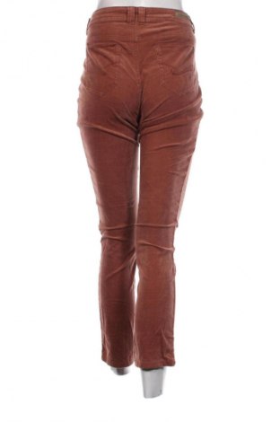 Damen Cordhose Opus, Größe M, Farbe Braun, Preis € 9,99