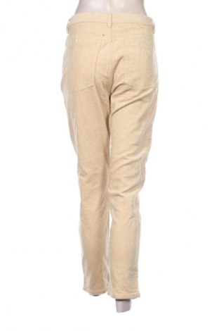 Damen Cordhose Pull&Bear, Größe L, Farbe Beige, Preis € 6,99