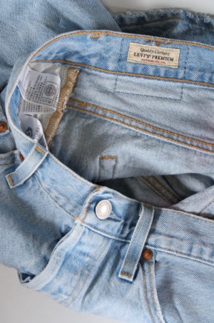 Γυναικείο κοντό παντελόνι Levi's, Μέγεθος M, Χρώμα Μπλέ, Τιμή 26,49 €