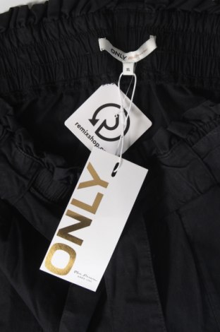 Pantaloni scurți de femei ONLY, Mărime XL, Culoare Negru, Preț 44,99 Lei