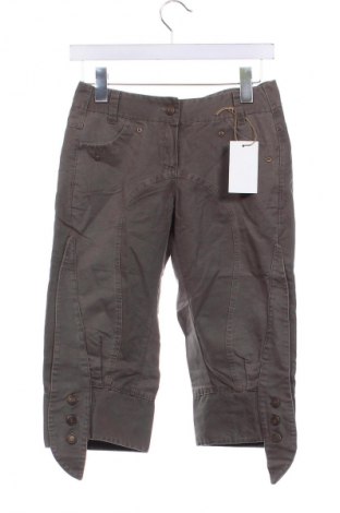 Pantaloni scurți de femei Quiksilver, Mărime M, Culoare Gri, Preț 68,99 Lei