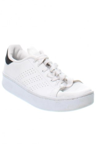 Damenschuhe Adidas, Größe 40, Farbe Weiß, Preis 24,99 €