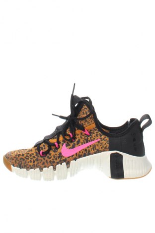 Încălțăminte de damă Nike, Mărime 40, Culoare Multicolor, Preț 292,99 Lei