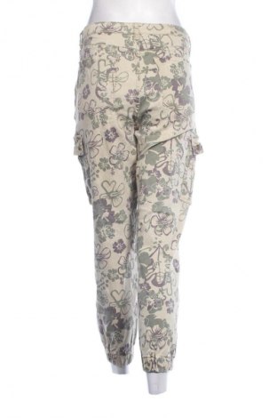 Pantaloni de femei, Mărime L, Culoare Multicolor, Preț 24,99 Lei