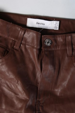 Damenhose Bershka, Größe S, Farbe Braun, Preis 7,49 €