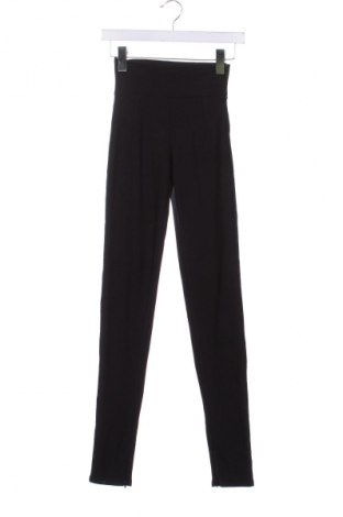 Pantaloni de femei Bershka, Mărime XS, Culoare Negru, Preț 25,51 Lei