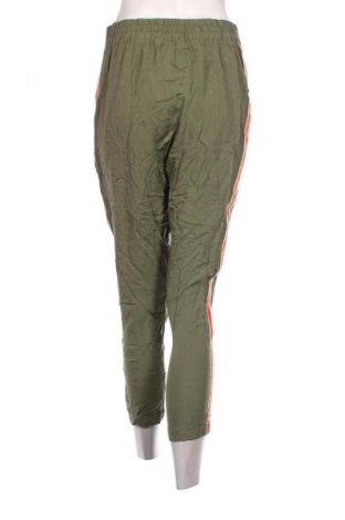 Damenhose Clockhouse, Größe M, Farbe Grün, Preis € 5,49