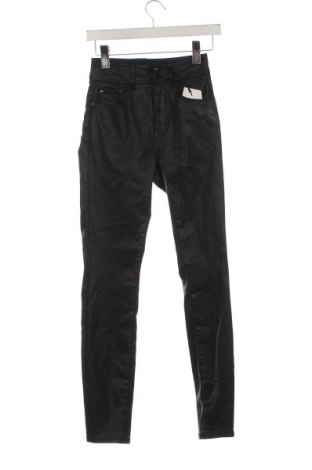 Pantaloni de femei Guess, Mărime XS, Culoare Negru, Preț 96,99 Lei