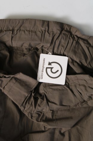 Damenhose Made In Italy, Größe L, Farbe Braun, Preis € 13,49