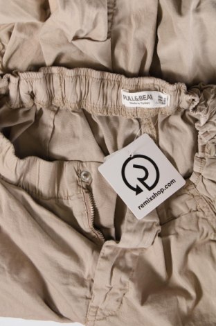 Дамски панталон Pull&Bear, Размер S, Цвят Бежов, Цена 29,00 лв.