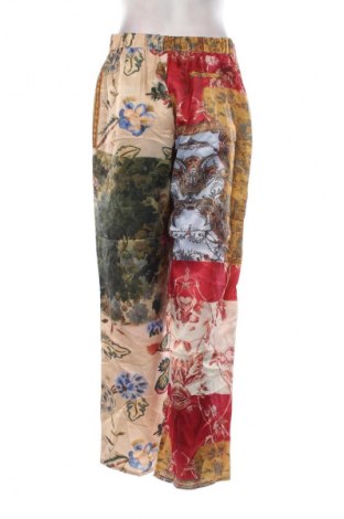 Pantaloni de femei SHEIN, Mărime M, Culoare Multicolor, Preț 26,99 Lei