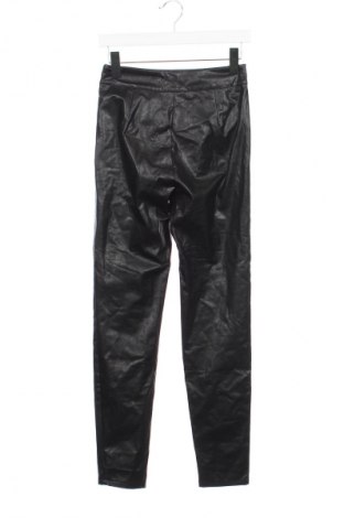 Pantaloni de femei Stradivarius, Mărime XS, Culoare Negru, Preț 44,99 Lei