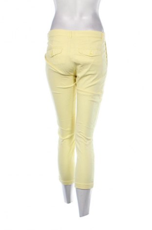 Pantaloni de femei United Colors Of Benetton, Mărime M, Culoare Galben, Preț 54,99 Lei