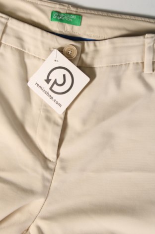 Pantaloni de femei United Colors Of Benetton, Mărime M, Culoare Bej, Preț 67,99 Lei