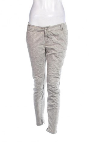 Pantaloni de femei United Colors Of Benetton, Mărime M, Culoare Multicolor, Preț 24,99 Lei