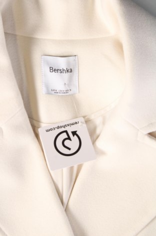 Dámský kabát  Bershka, Velikost M, Barva Bílá, Cena  1 525,00 Kč