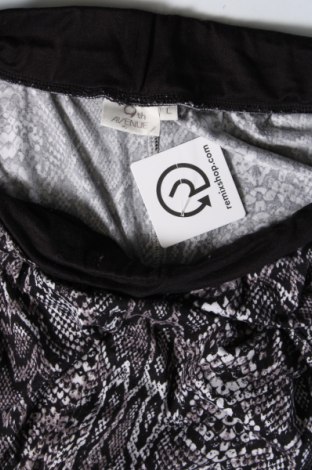 Damen Sporthose 9th Avenue, Größe L, Farbe Mehrfarbig, Preis € 4,49