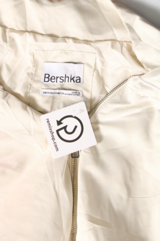 Γυναικείο μπουφάν Bershka, Μέγεθος XS, Χρώμα Εκρού, Τιμή 29,99 €