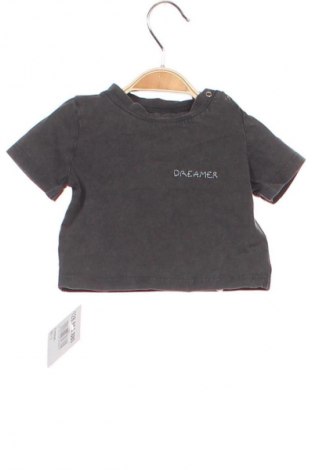 Kinder T-Shirt Maison Labiche, Größe 3-6m/ 62-68 cm, Farbe Grau, Preis 9,99 €