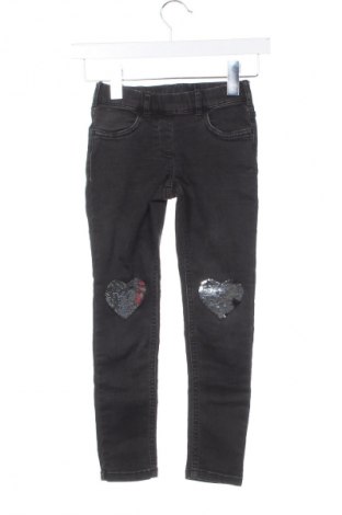 Kinderjeans C&A, Größe 6-7y/ 122-128 cm, Farbe Grau, Preis € 9,99