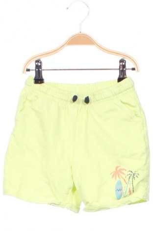 Kinder Shorts, Größe 6-7y/ 122-128 cm, Farbe Grün, Preis 2,49 €