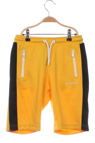 Kinder Shorts Diesel, Größe 7-8y/ 128-134 cm, Farbe Gelb, Preis 18,99 €